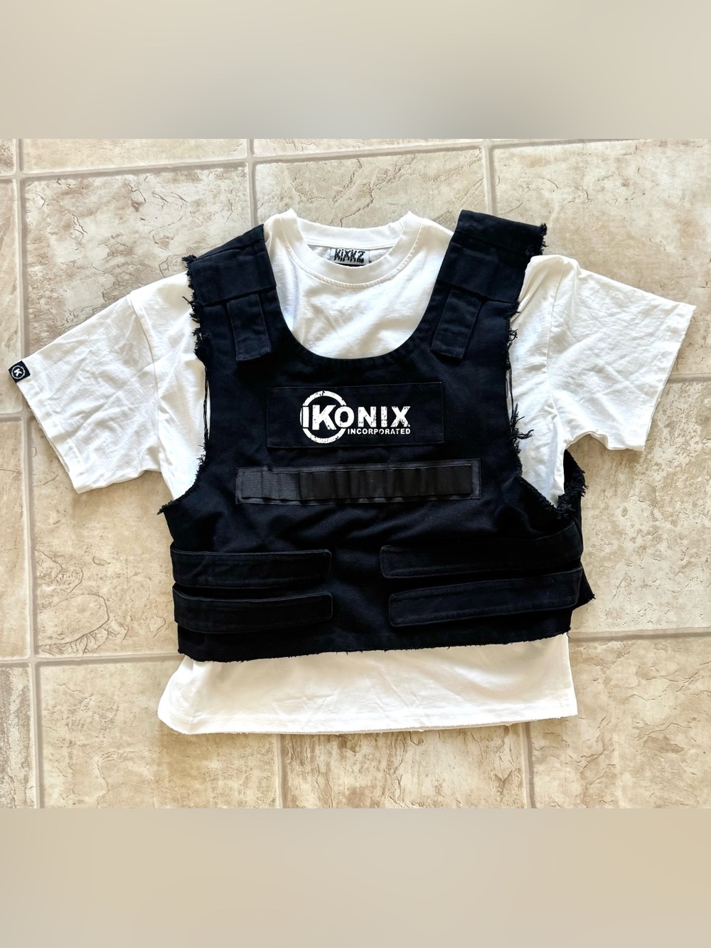 IKonix Black Tactical Streetwear Fashion Vest Hook and Loop Design Mens Medium